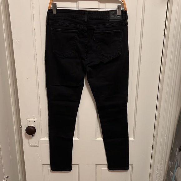 Levi’s 711 Skinny Jeans - Picture 8 of 9